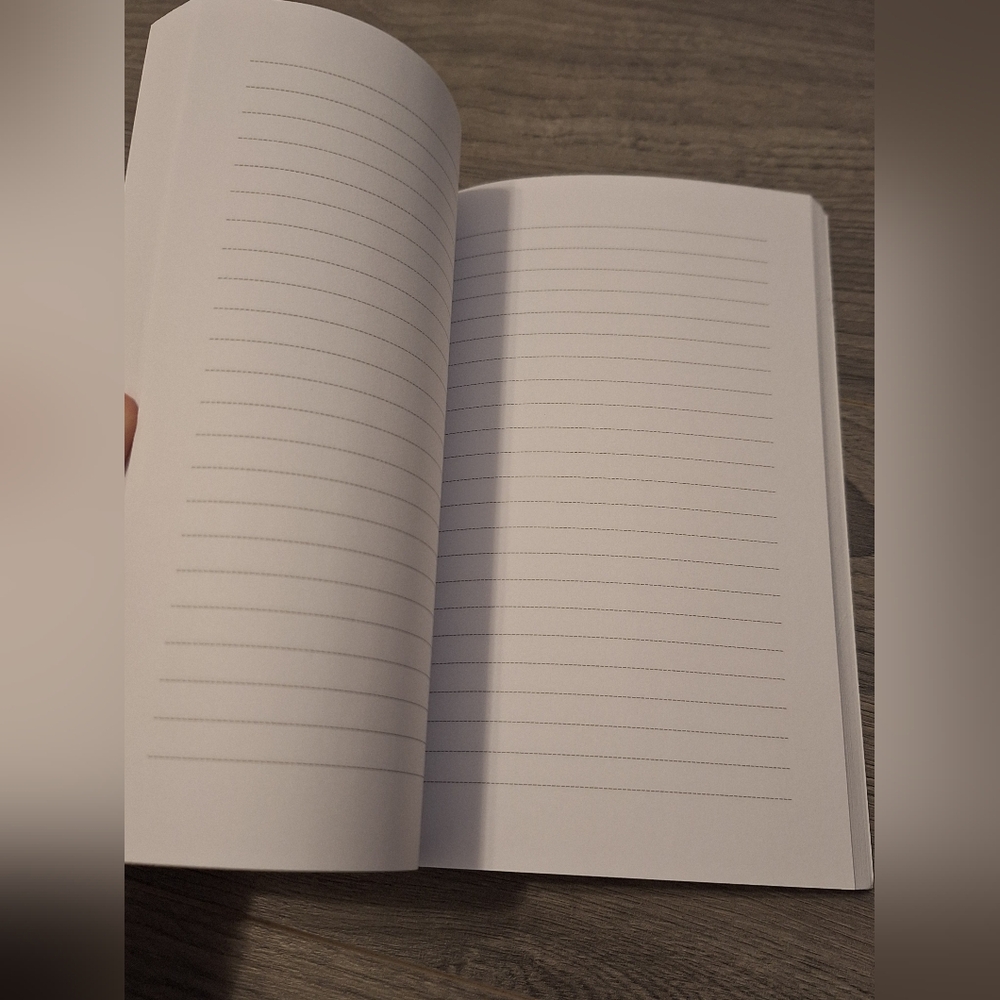 NEW!! Journal with Floral Design, designed by me 200 Pages - Picture 5 of 6